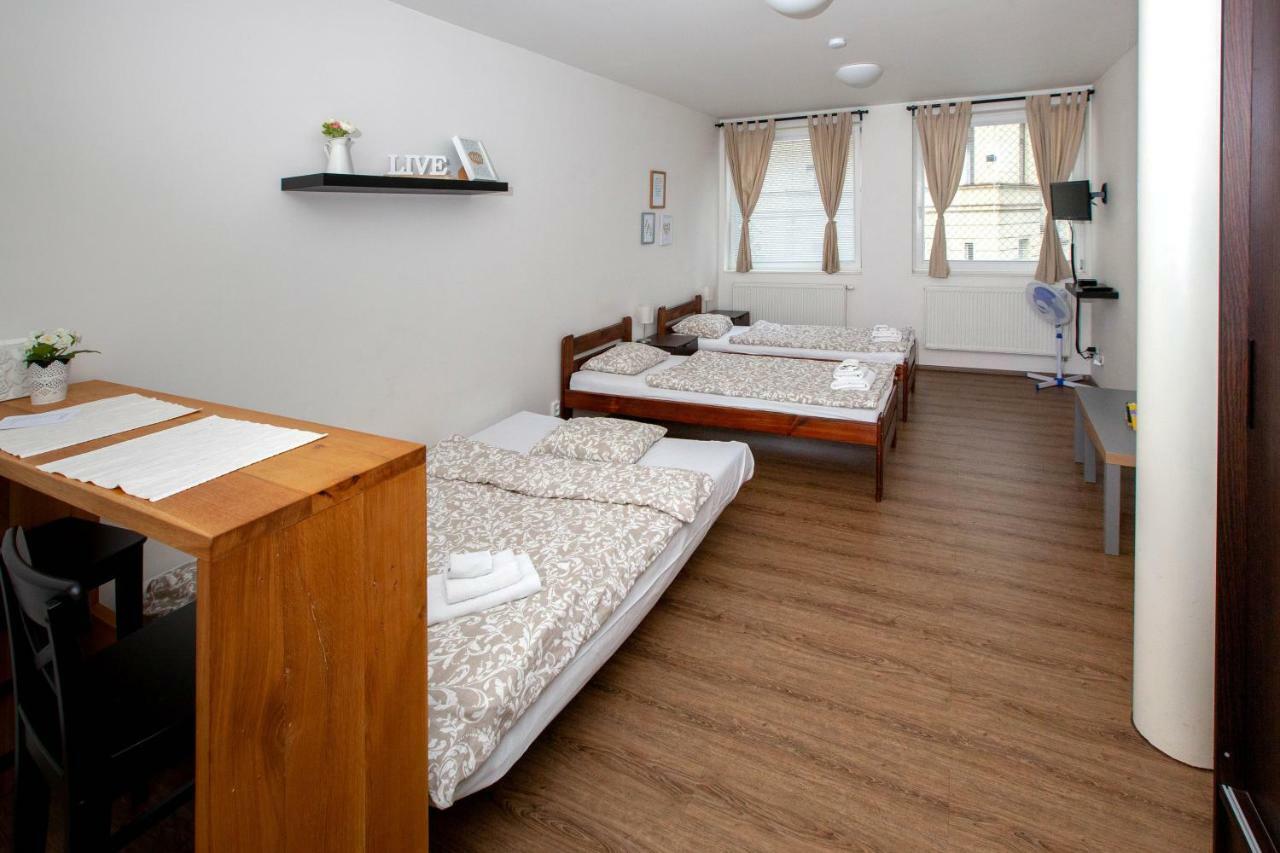 Zizkov Cosy Studio Apartments Praha Eksteriør bilde